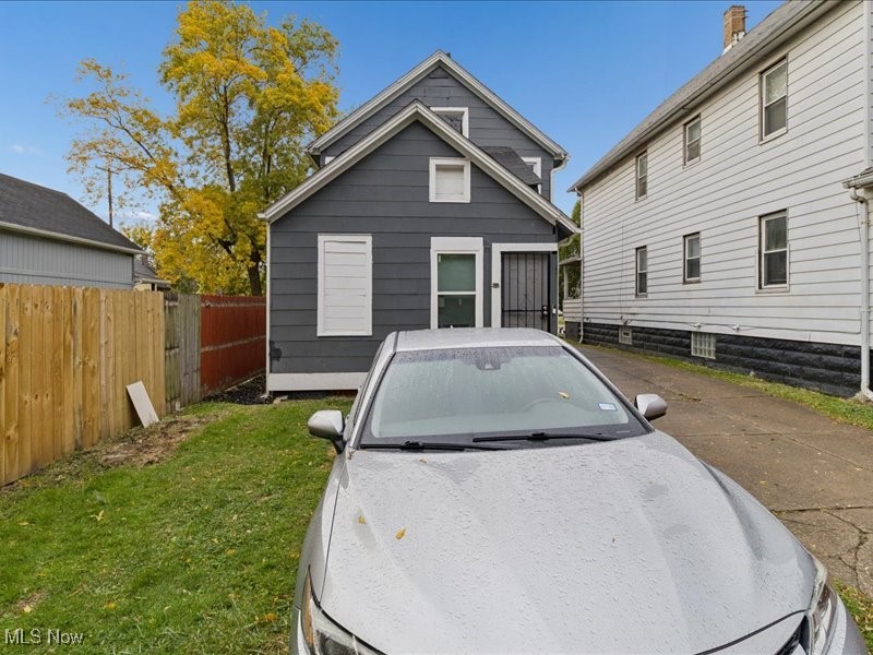 Hundred Acre - Residential Income