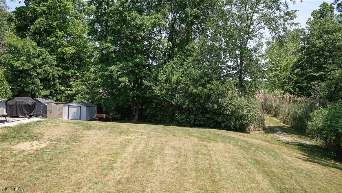 Knolls/Collins Pond - Residential