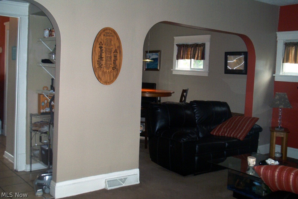 Urban Realty Co - Residential