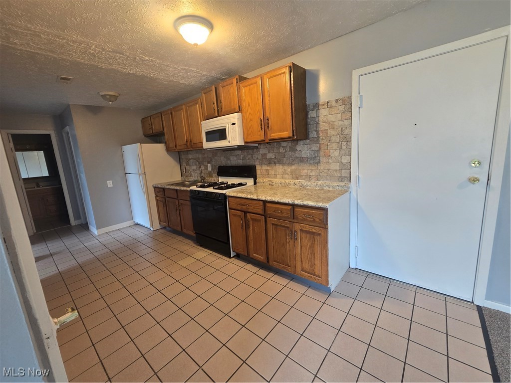 25735 Lorain Road #222, North Olmsted, Ohio image 6
