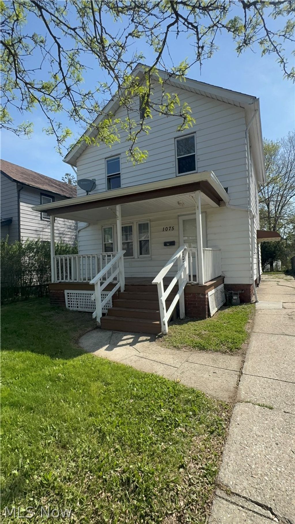 Photo of 1075 E 177th Street, Cleveland, OH 44119 (MLS # 5204809)
