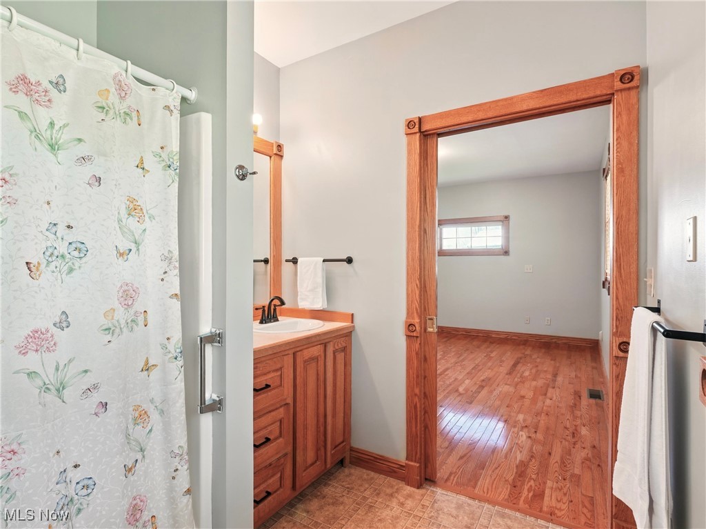 746 Spring Street, Conneaut, Ohio image 18