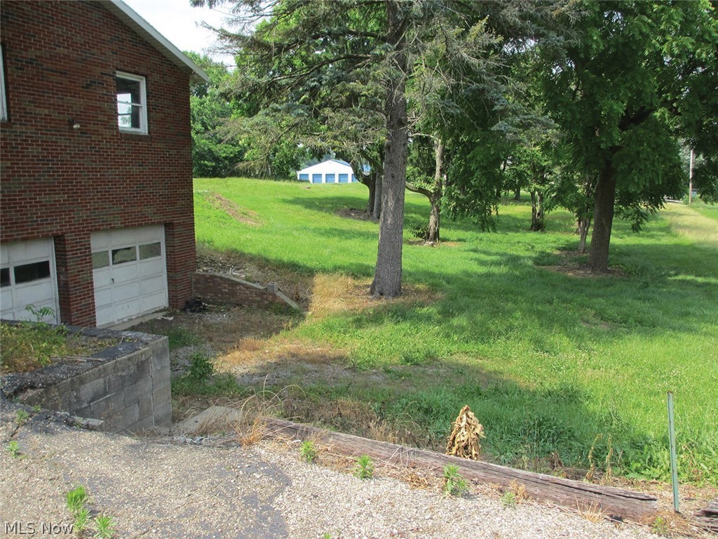 Village/Hartville - Commercial Sale
