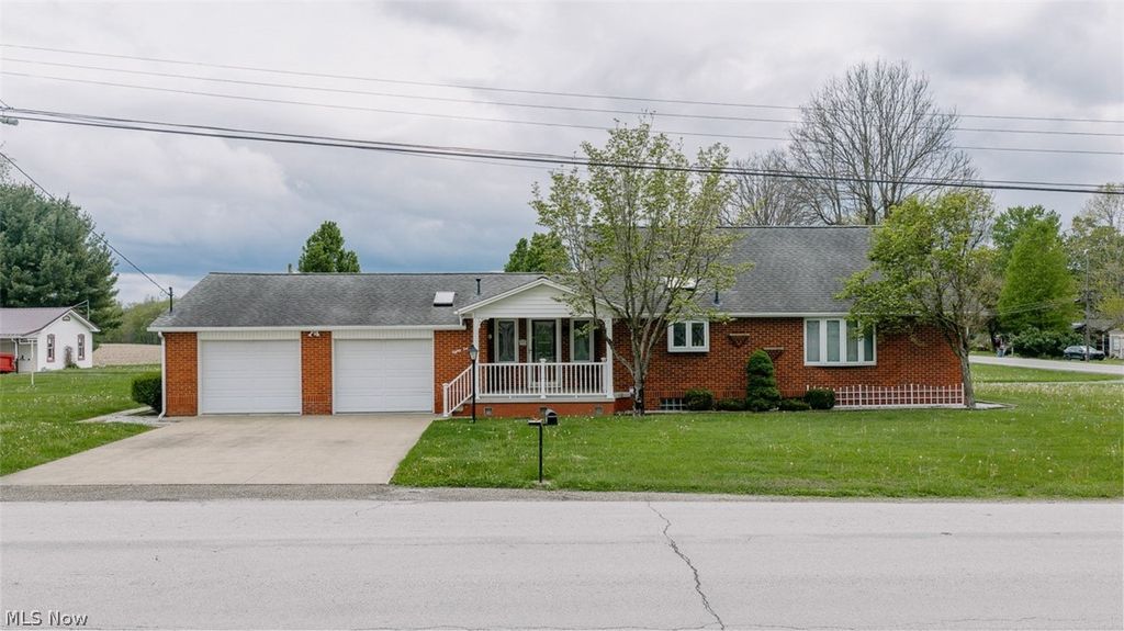 Photo of 8010 Elson Street SE, Waynesburg, OH 44688 (MLS # 5210422)