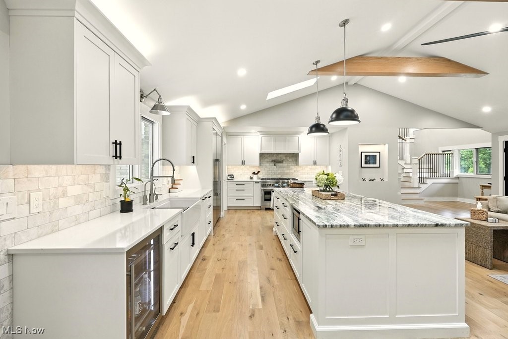 Moreland Hills, Ohio 44022, United States, 3 Bedrooms Bedrooms, ,3 BathroomsBathrooms,Residential,Active,225373