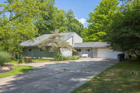 7547 N Linden Lane Parma OH 44130