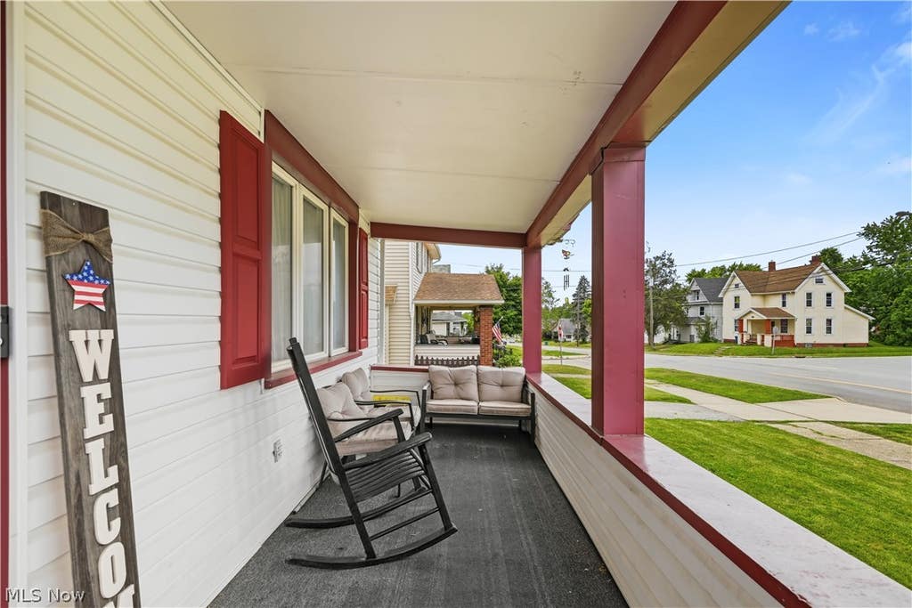 Photo of 307 E Liberty Street, Girard, OH 44420 (MLS # 5222831)