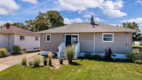Tiny photo for 15474 Holland Road, Brook Park, OH 44142 (MLS # 5239250)