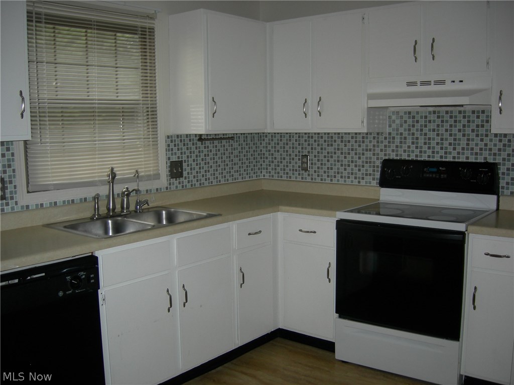 Applecrest Condo - Residential