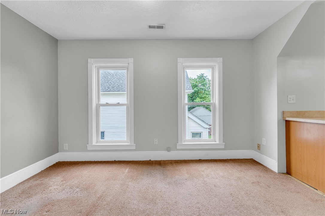 V A Taylor & A Rinear Allotmen - Residential Lease