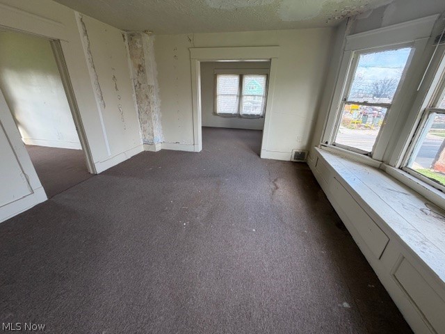 Helper Woodland Hills Park - Residential Income