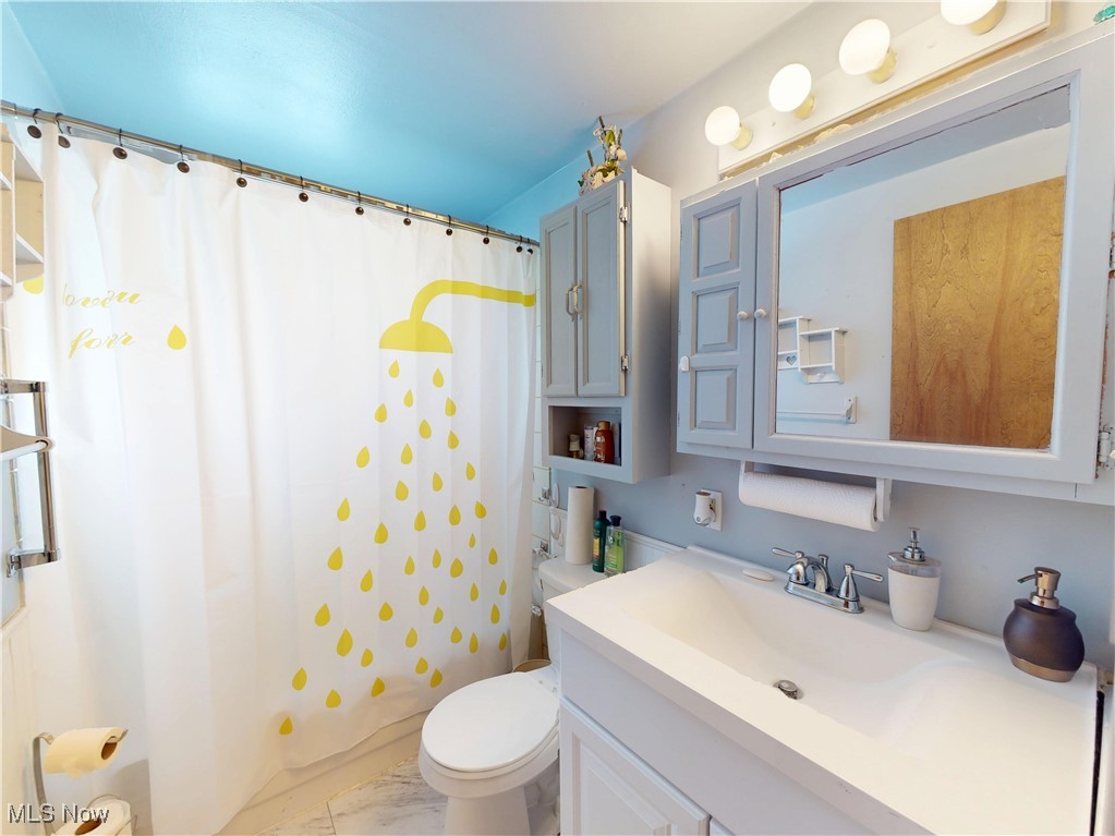 Briar Root Manor - Residential