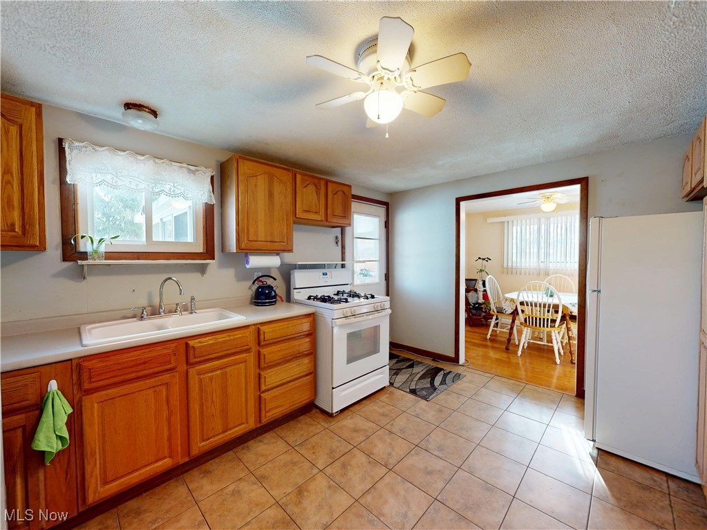 Briar Root Manor - Residential