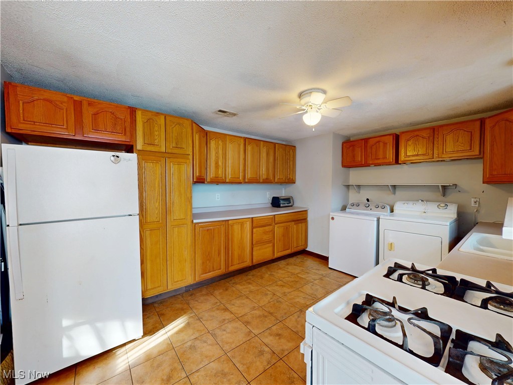 Briar Root Manor - Residential