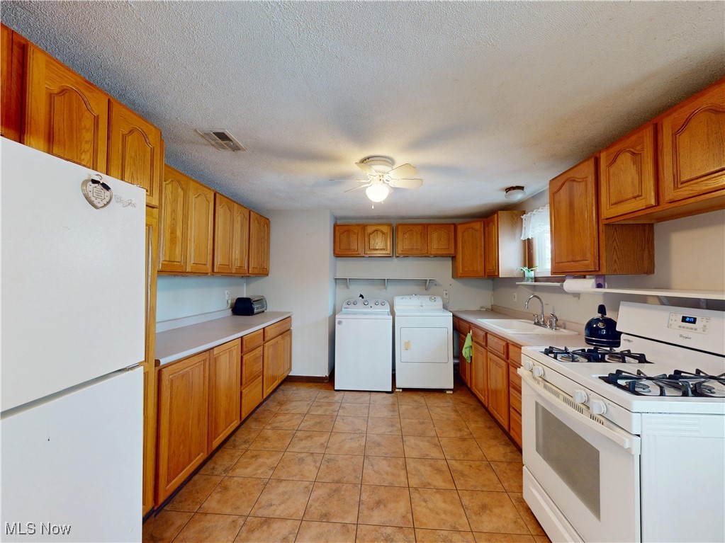 Briar Root Manor - Residential