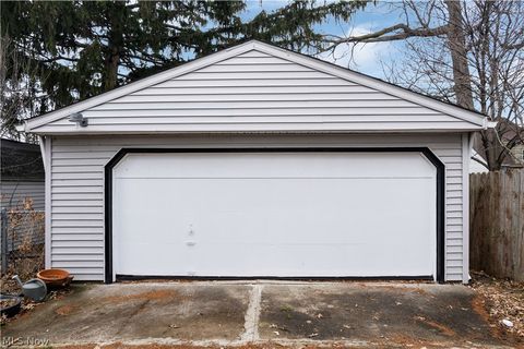 Tiny photo for 1544 Wyandotte Avenue, Lakewood, OH 44107 (MLS # 5186671)