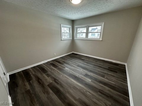 Tiny photo for 1697 Hawthorne Drive, Cleveland, OH 44124 (MLS # 5175491)