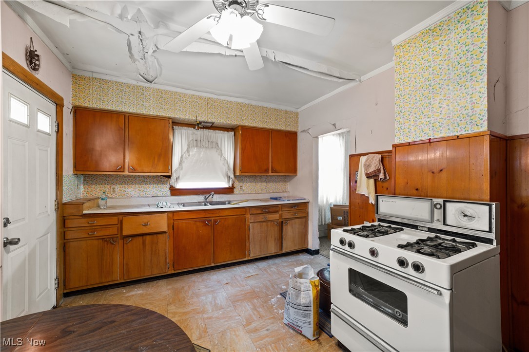 3246 W 123rd Street, Cleveland, Ohio image 9