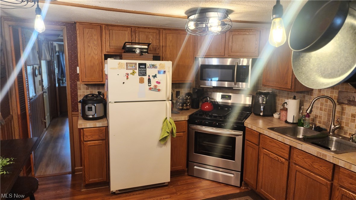 Homestead Village Mobile Home Park - Residential