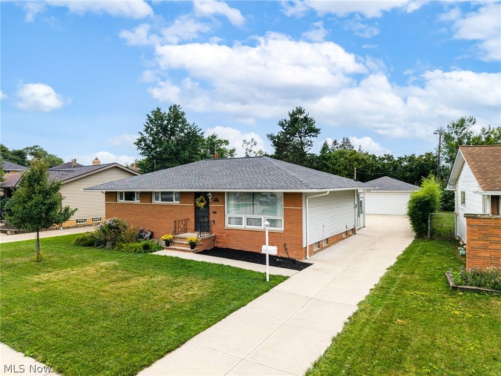 6904 Reid Drive