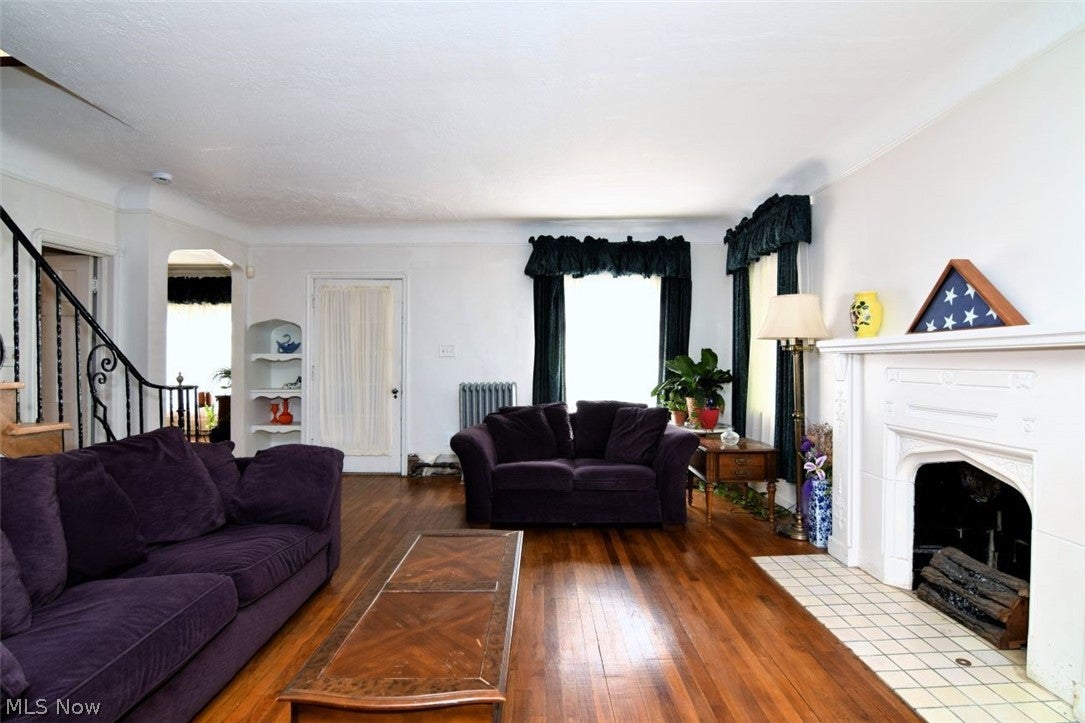 3027 Euclid Heights Boulevard
