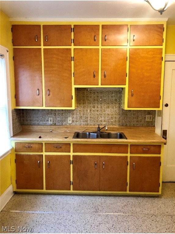 Broadview Spg Road Sub/A J Hie - Residential Income