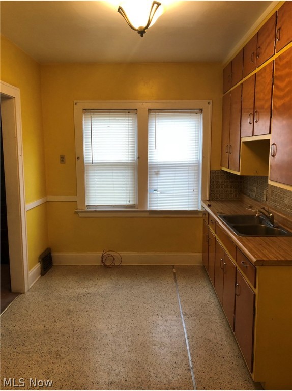 Broadview Spg Road Sub/A J Hie - Residential Income