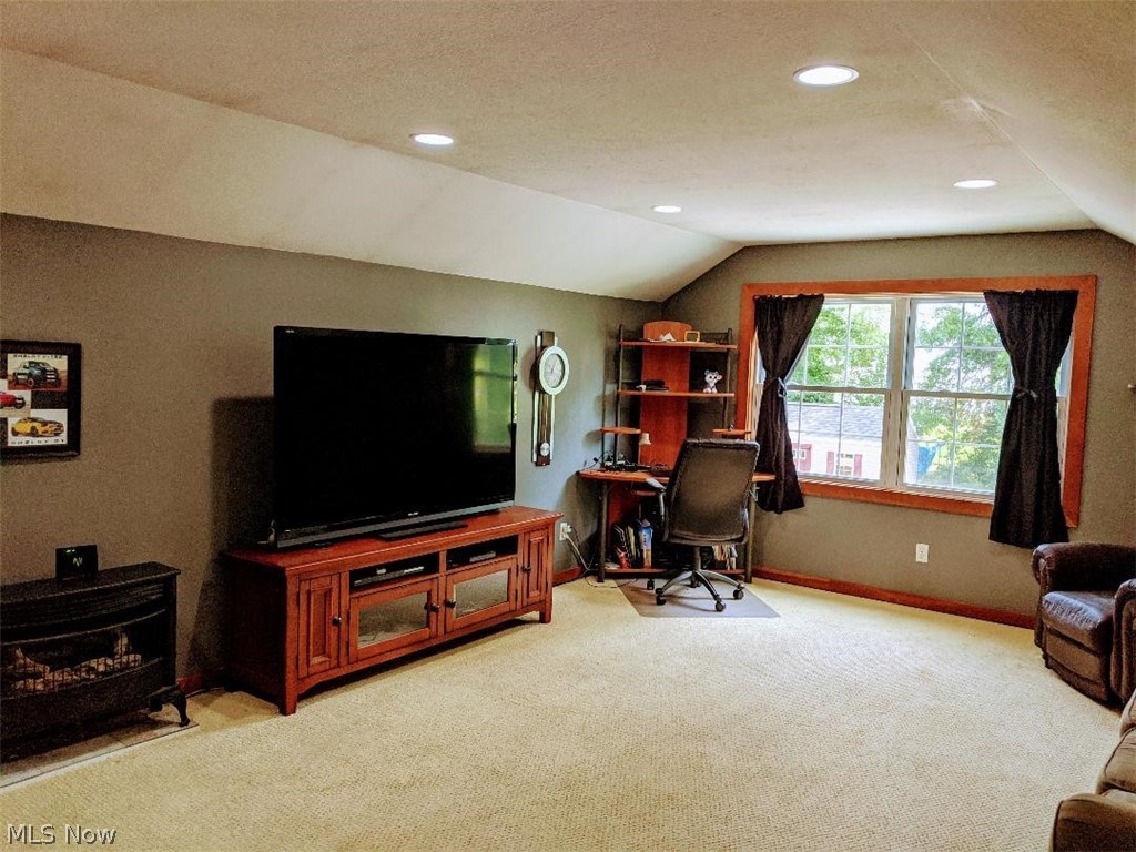 Connecticut Western Reserve - Residential