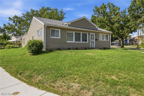 Tiny photo for 4320 E 173rd Street, Cleveland, OH 44128 (MLS # 5237640)