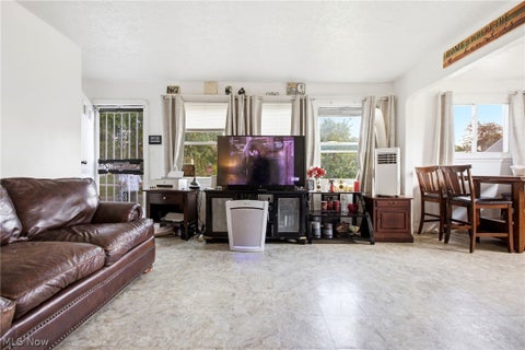 Tiny photo for 4320 E 173rd Street, Cleveland, OH 44128 (MLS # 5237640)