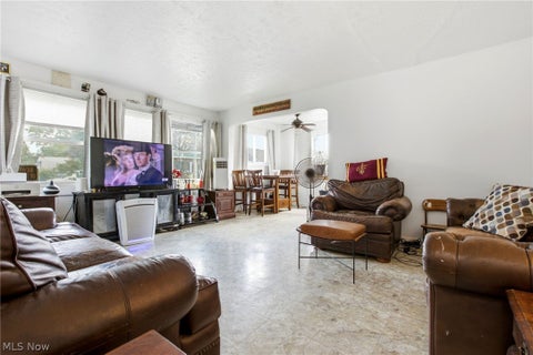 Tiny photo for 4320 E 173rd Street, Cleveland, OH 44128 (MLS # 5237640)