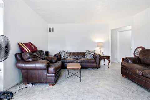 Tiny photo for 4320 E 173rd Street, Cleveland, OH 44128 (MLS # 5237640)