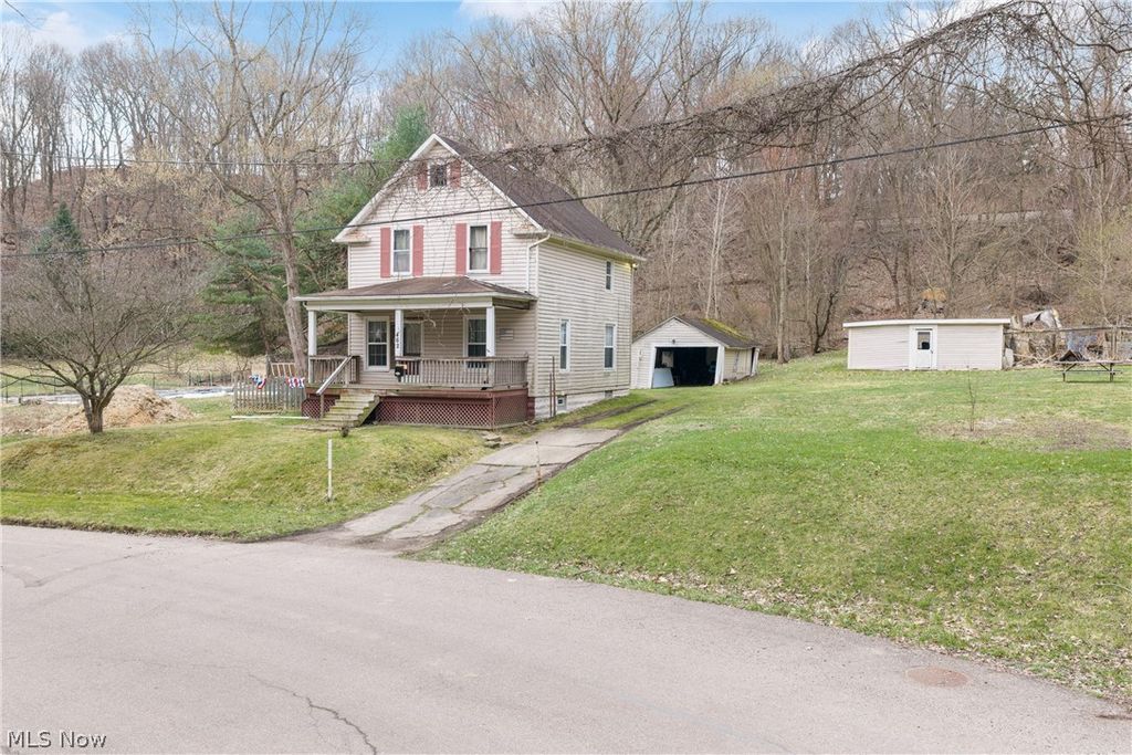 Photo of 462 Hickory Street, Akron, OH 44303 (MLS # 5192781)