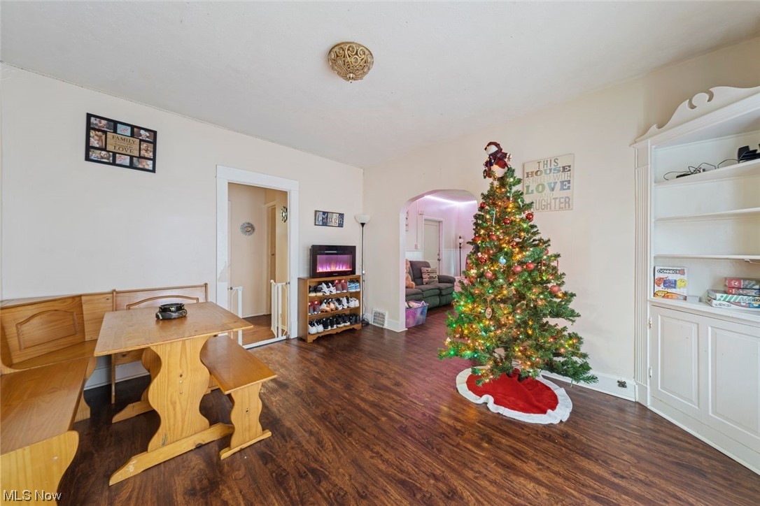 Stahl & Pattens - Residential Income