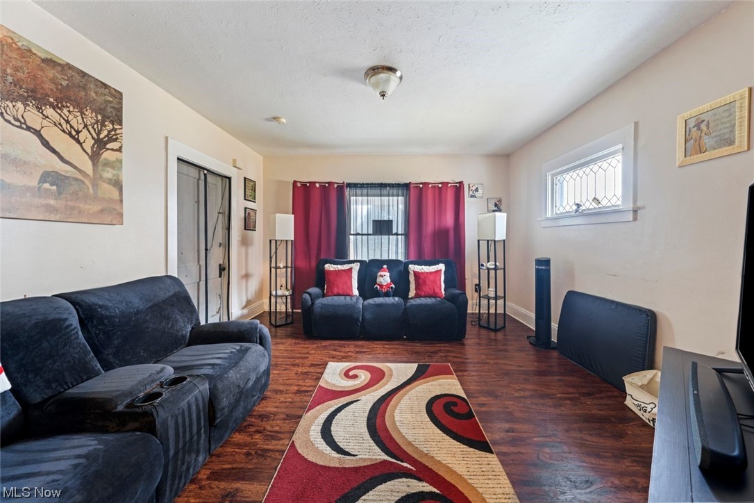 Stahl & Pattens - Residential Income