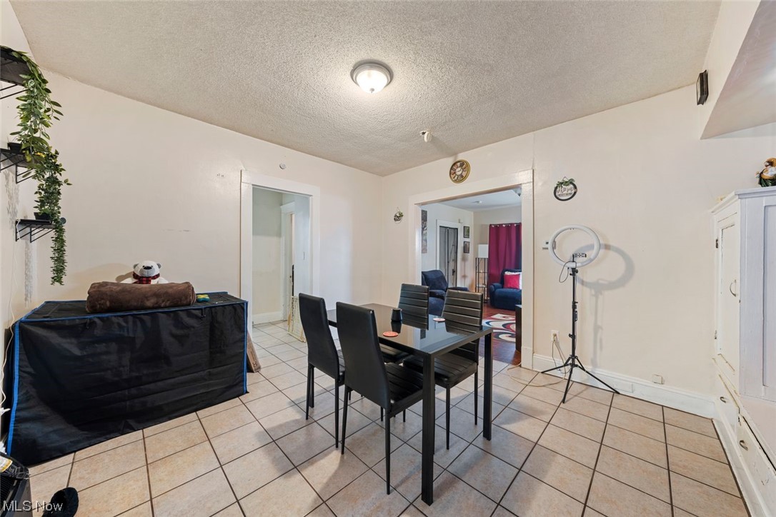 Stahl & Pattens - Residential Income