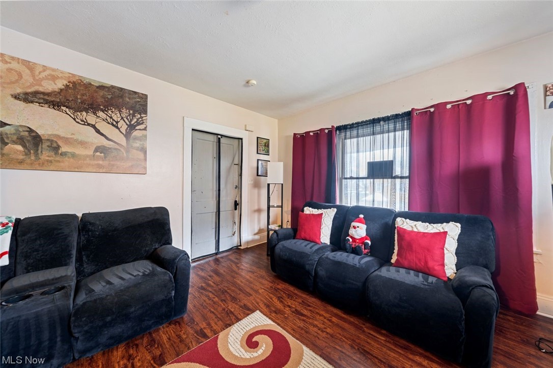 Stahl & Pattens - Residential Income