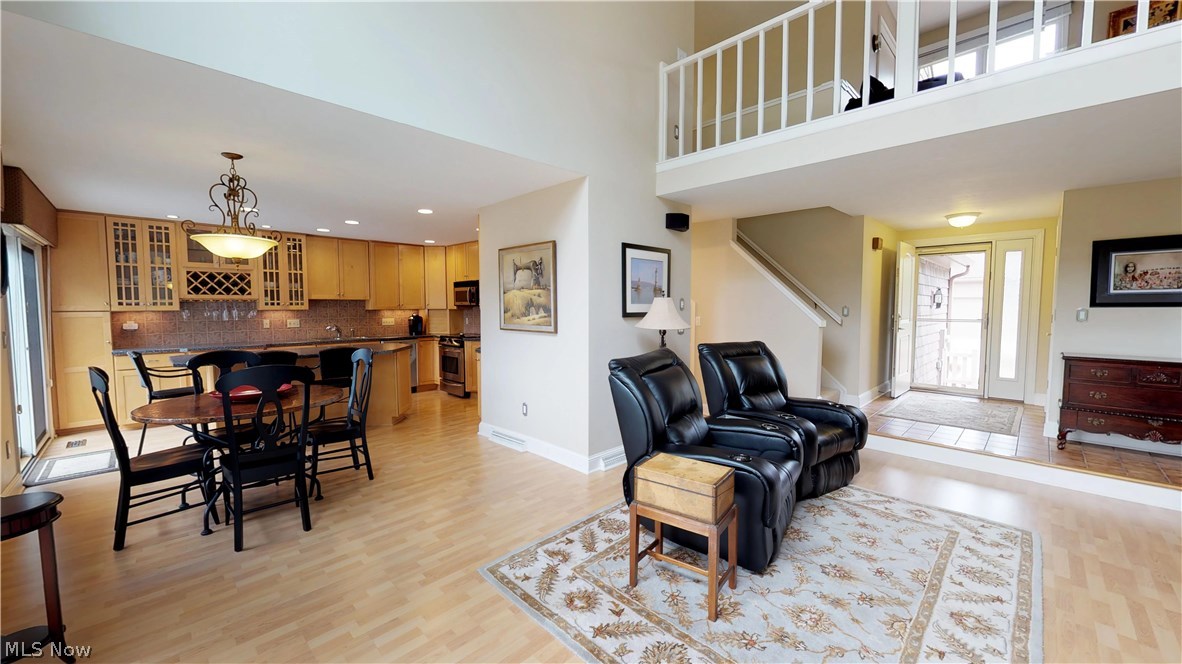 Mariners Pointe Condo - Residential