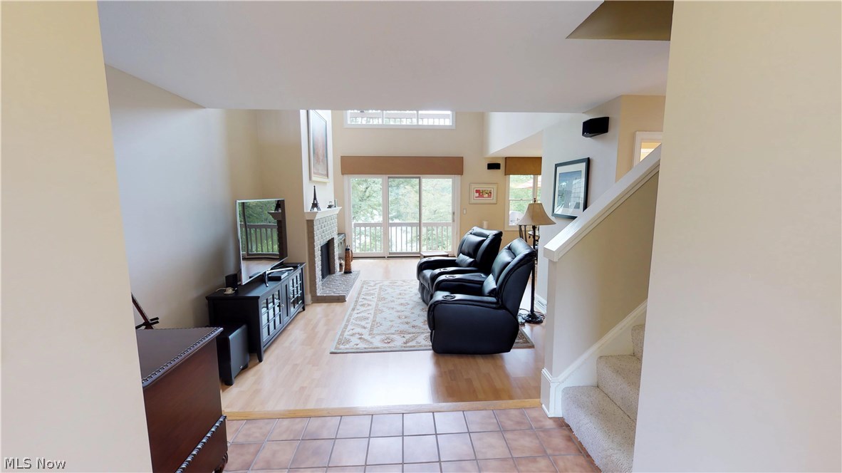 Mariners Pointe Condo - Residential