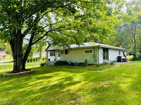 Photo of 44373 Y And O Road, Wellsville, OH 43968 (MLS # 5239963)