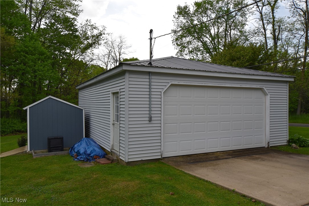 48481 Metz Road, New Waterford, Ohio image 3
