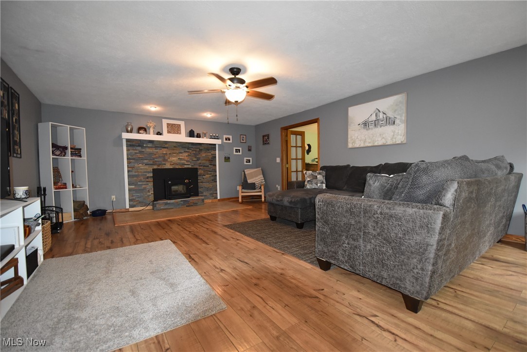 48481 Metz Road, New Waterford, Ohio image 14