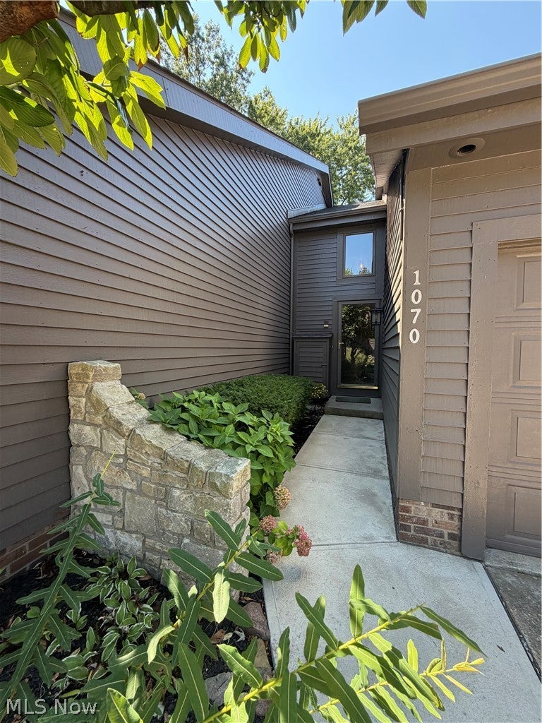 1070 Stonewood Court