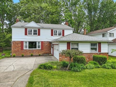 6607 Forest Glen Avenue Solon OH 44139