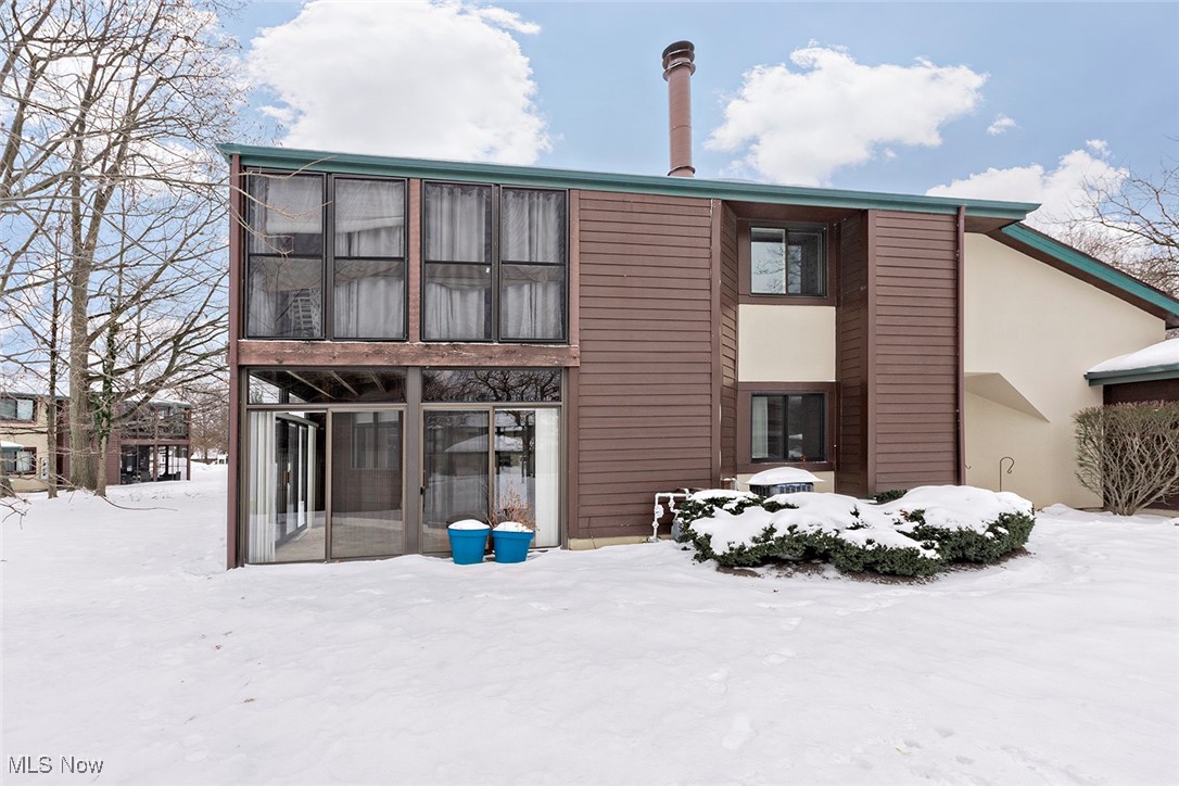 Woodhawk Club Condo - Residential