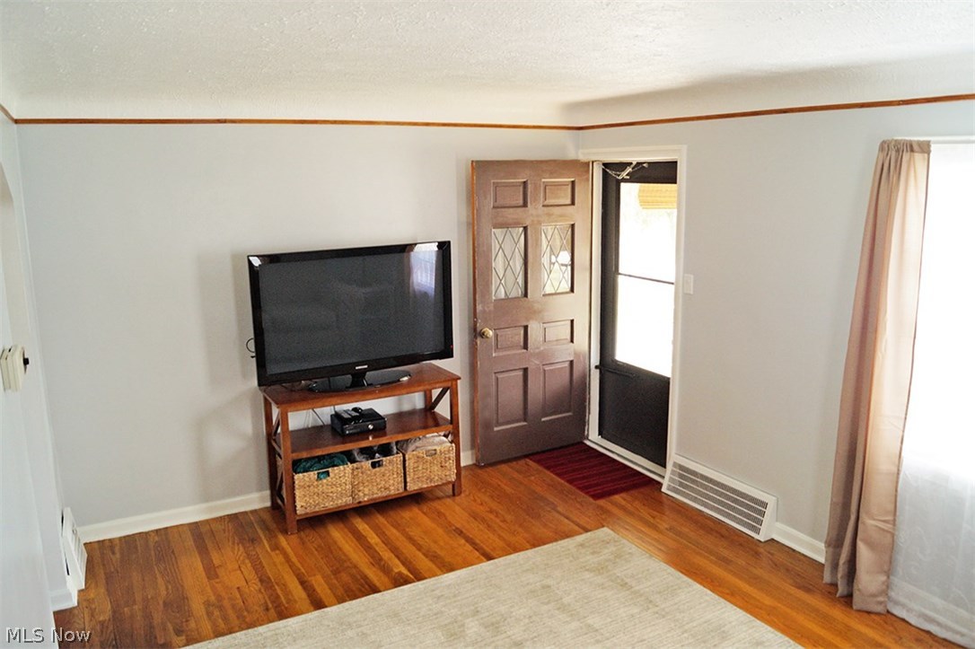 Pelham Manor - Residential