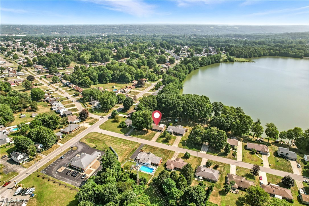 Lake Shore - Residential