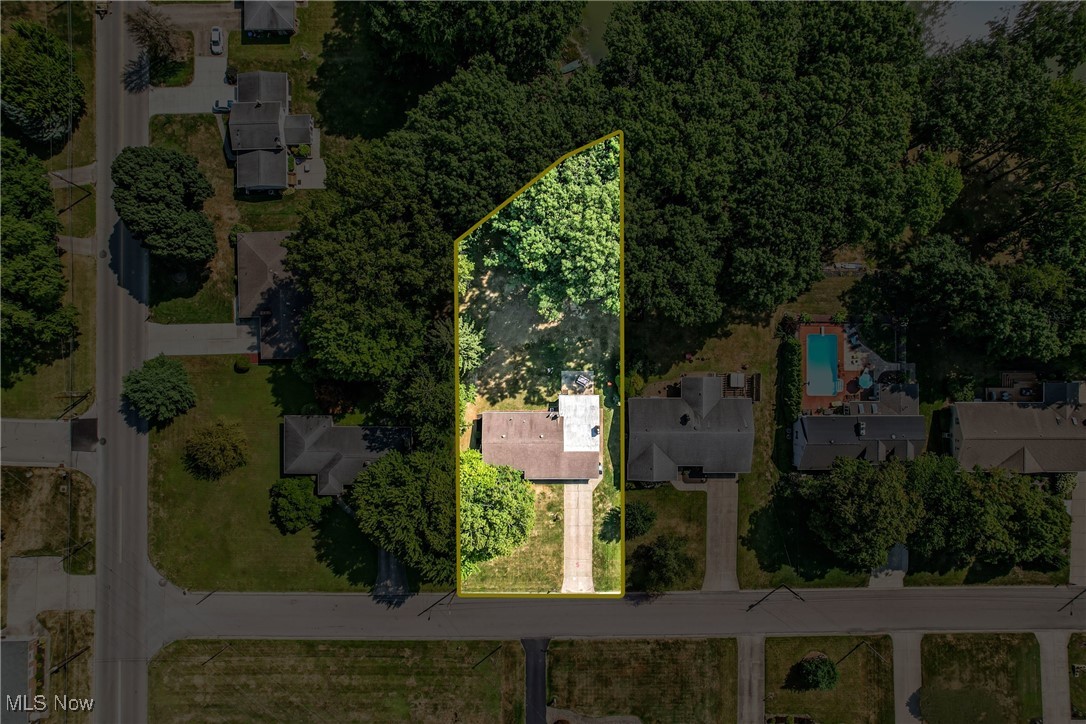 Lake Shore - Residential