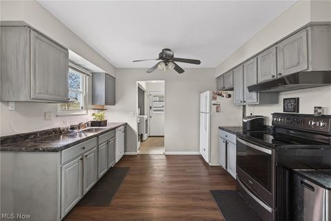 Tiny photo for 1540 E 298th Street, Wickliffe, OH 44092 (MLS # 5190278)