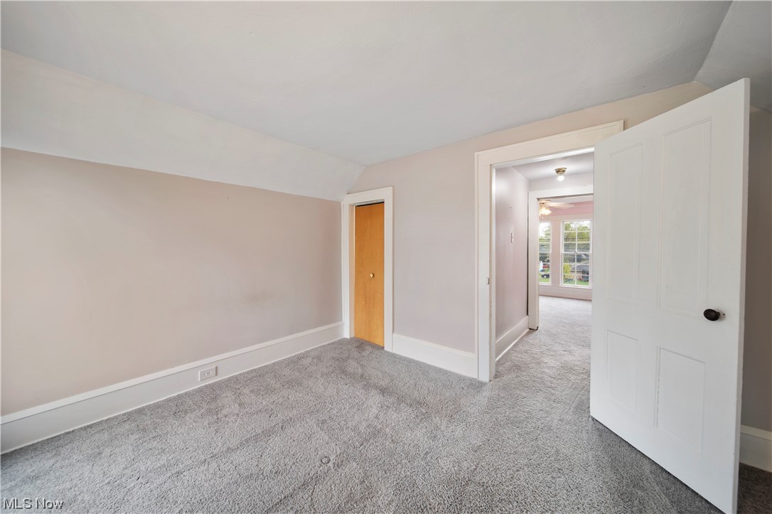 Village/Middlefield - Residential